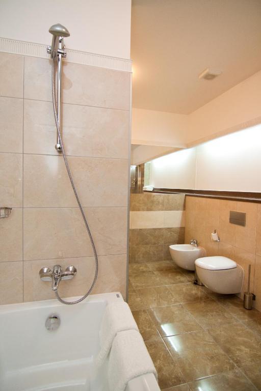 Road Star Hotel Dnipro Quarto foto