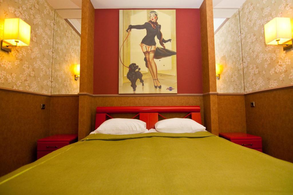 Road Star Hotel Dnipro Quarto foto