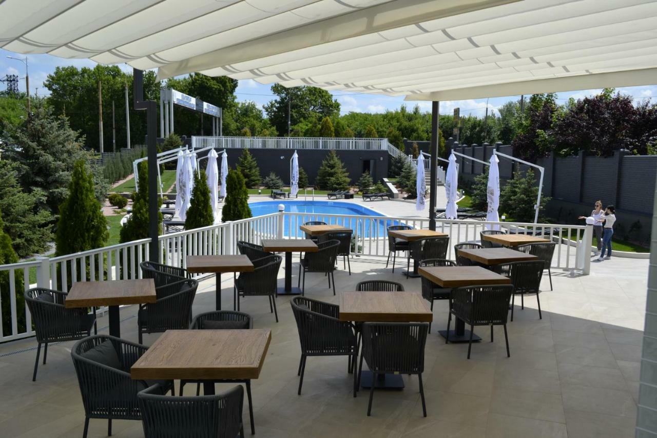 Road Star Hotel Dnipro Exterior foto